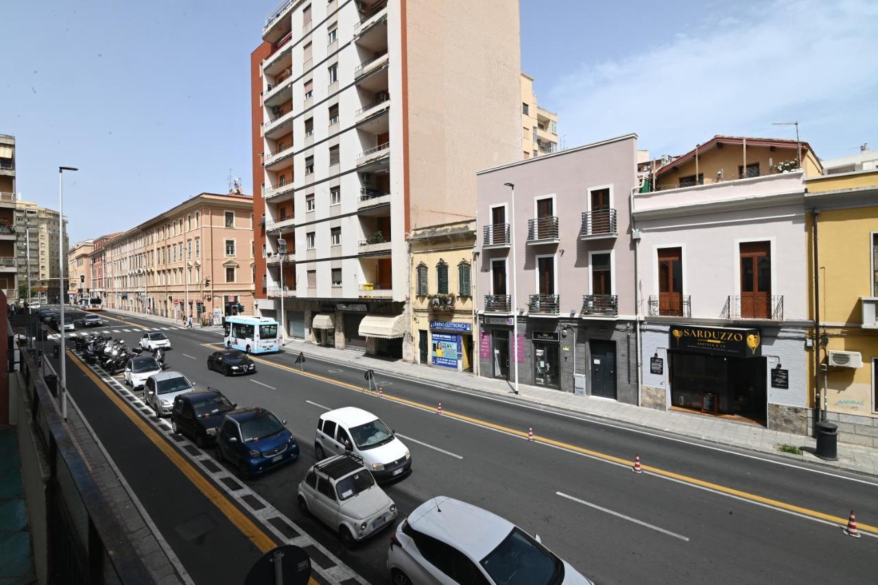 Izzhome Holiday Terrace Cagliari Exterior photo