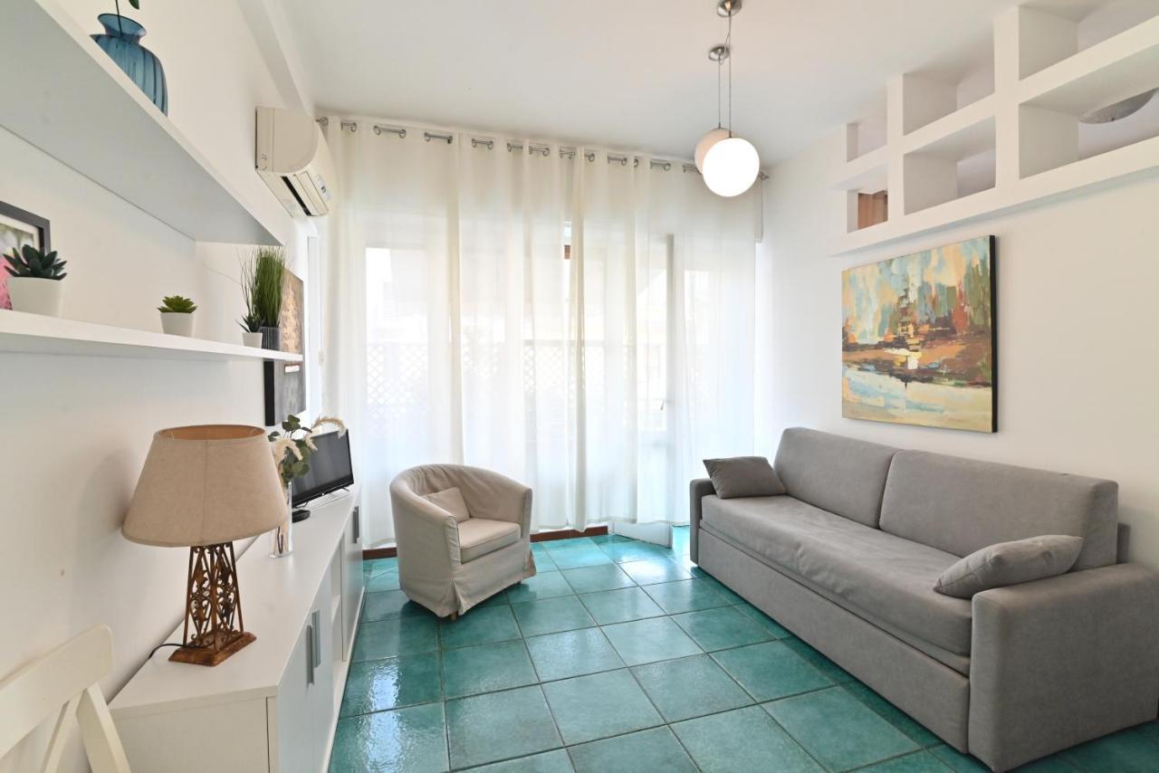 Izzhome Holiday Terrace Cagliari Exterior photo