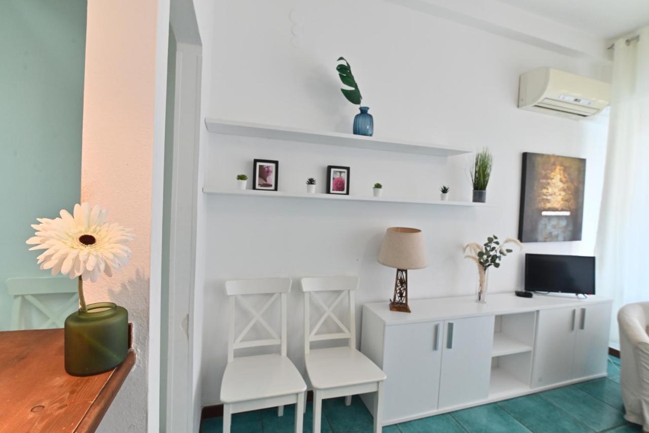 Izzhome Holiday Terrace Cagliari Exterior photo