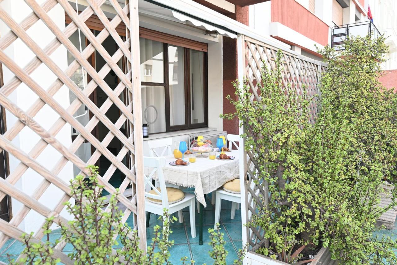 Izzhome Holiday Terrace Cagliari Exterior photo