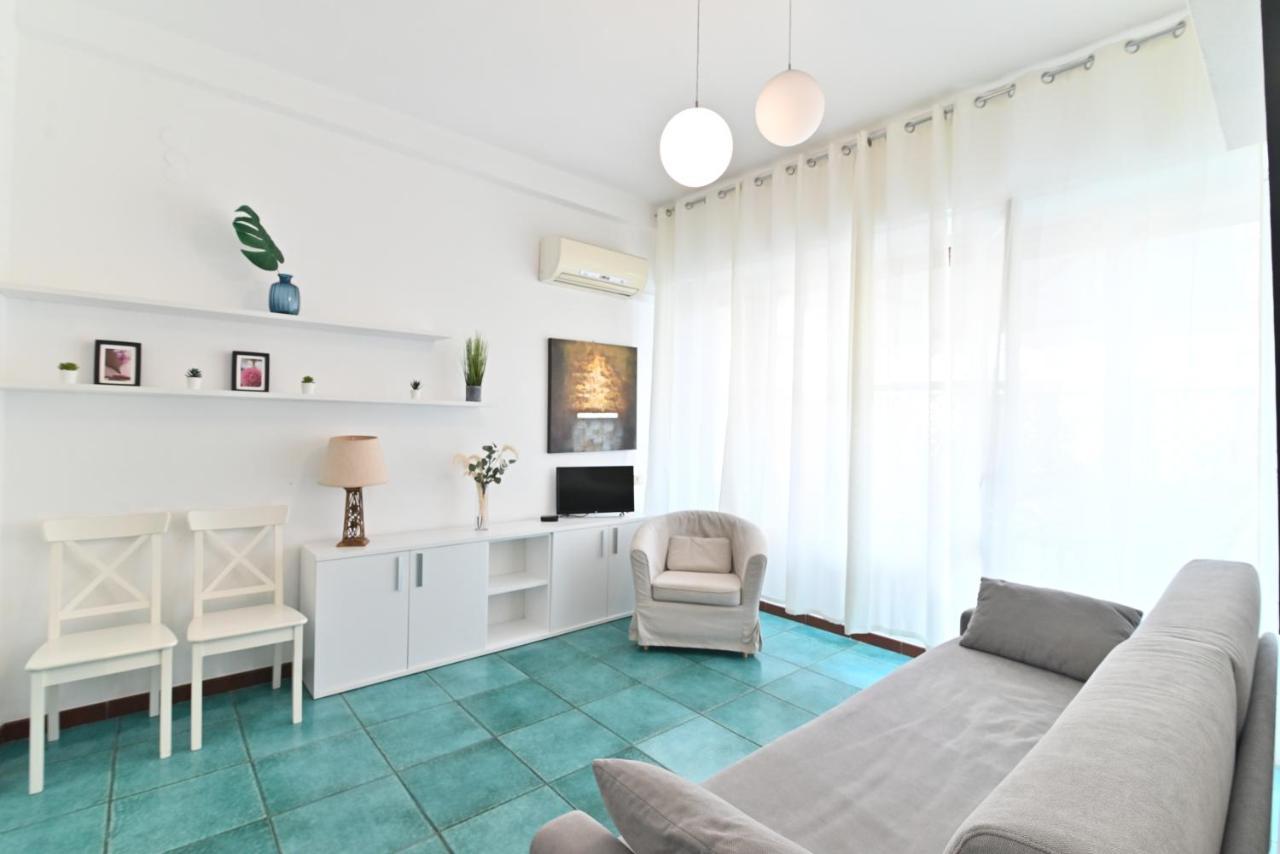 Izzhome Holiday Terrace Cagliari Exterior photo